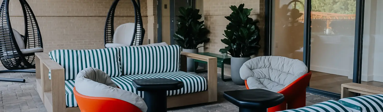 outdoor lounge